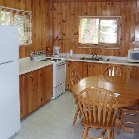Totem Resorts Sioux Narrows Phòng bức ảnh