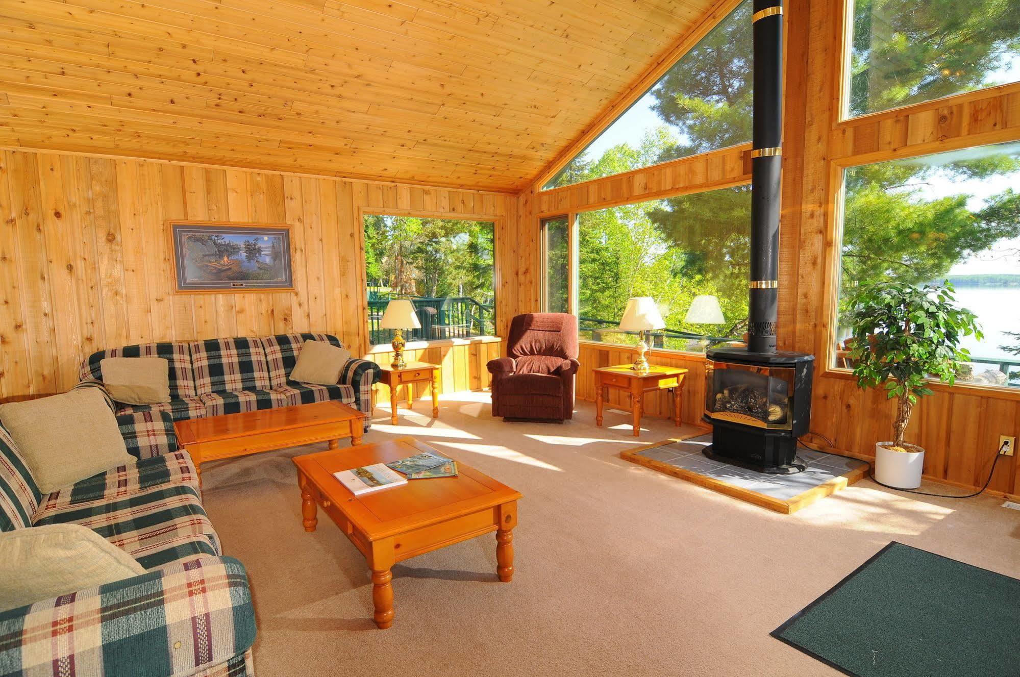 Totem Resorts Sioux Narrows Ngoại thất bức ảnh